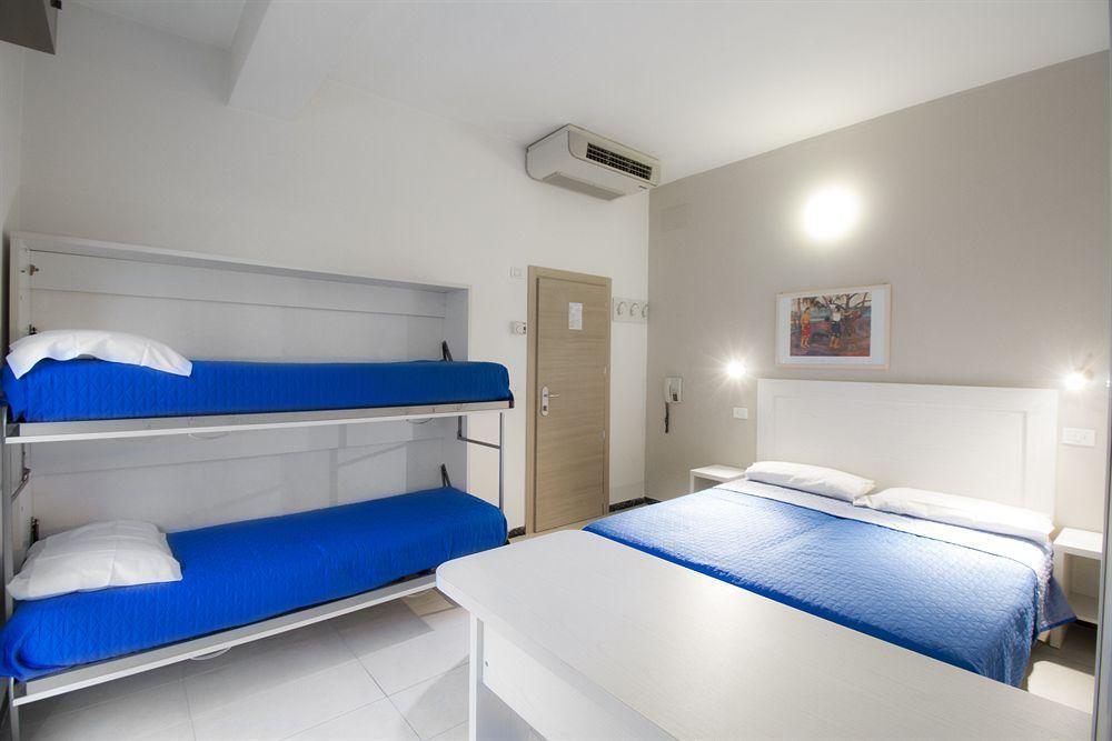 Hotel Nancy Римини Экстерьер фото